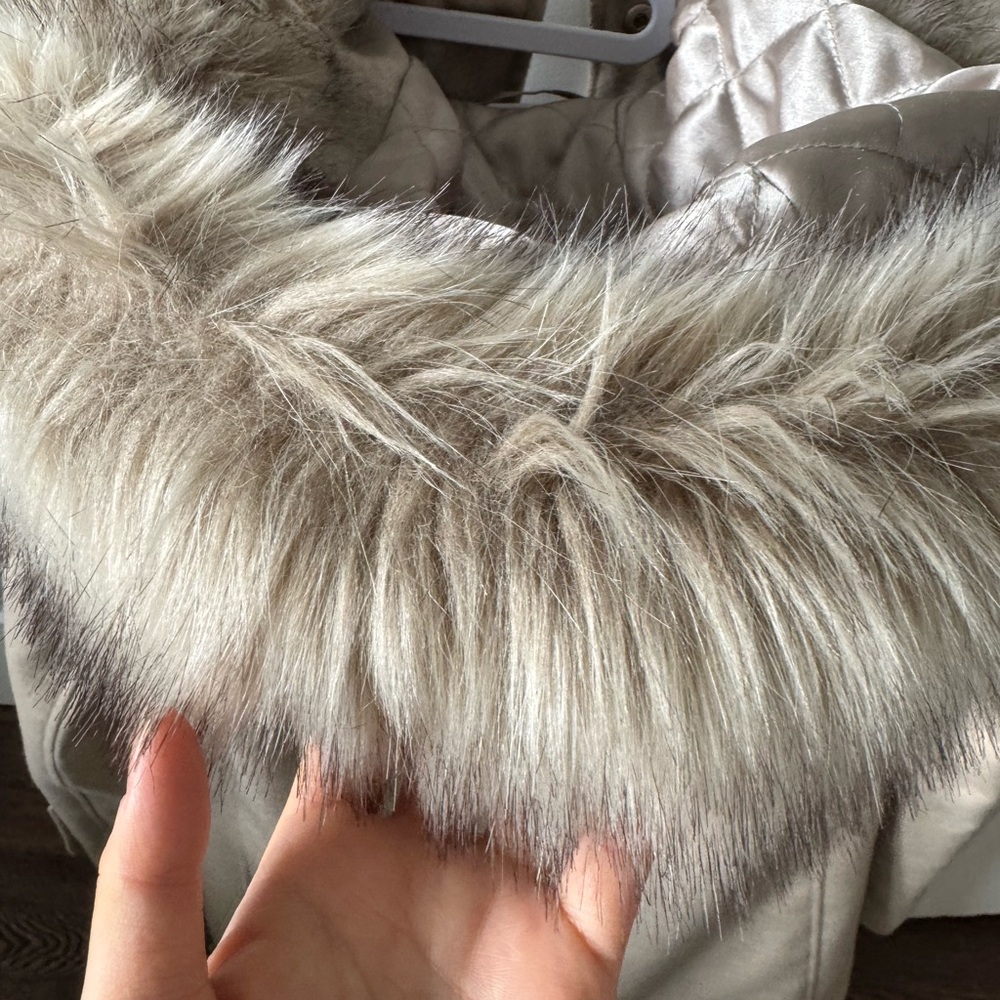 Topshop Quilted Jacket in Cream